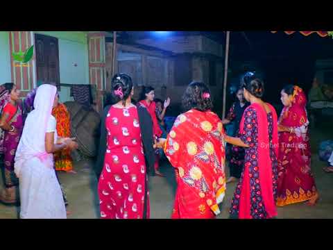 ধামাইল গানে একে একে কিভাবে মেয়েরা য়োগ হয় দেখুন Dhamail Gaan